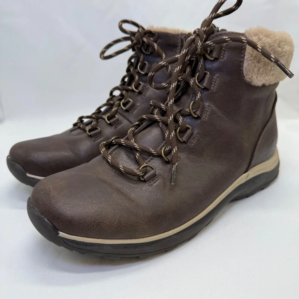 Baretraps Yanty Ankle Boots Faux Fur Collar Lace Up Comfort Brown‎ 8.5M Winter
